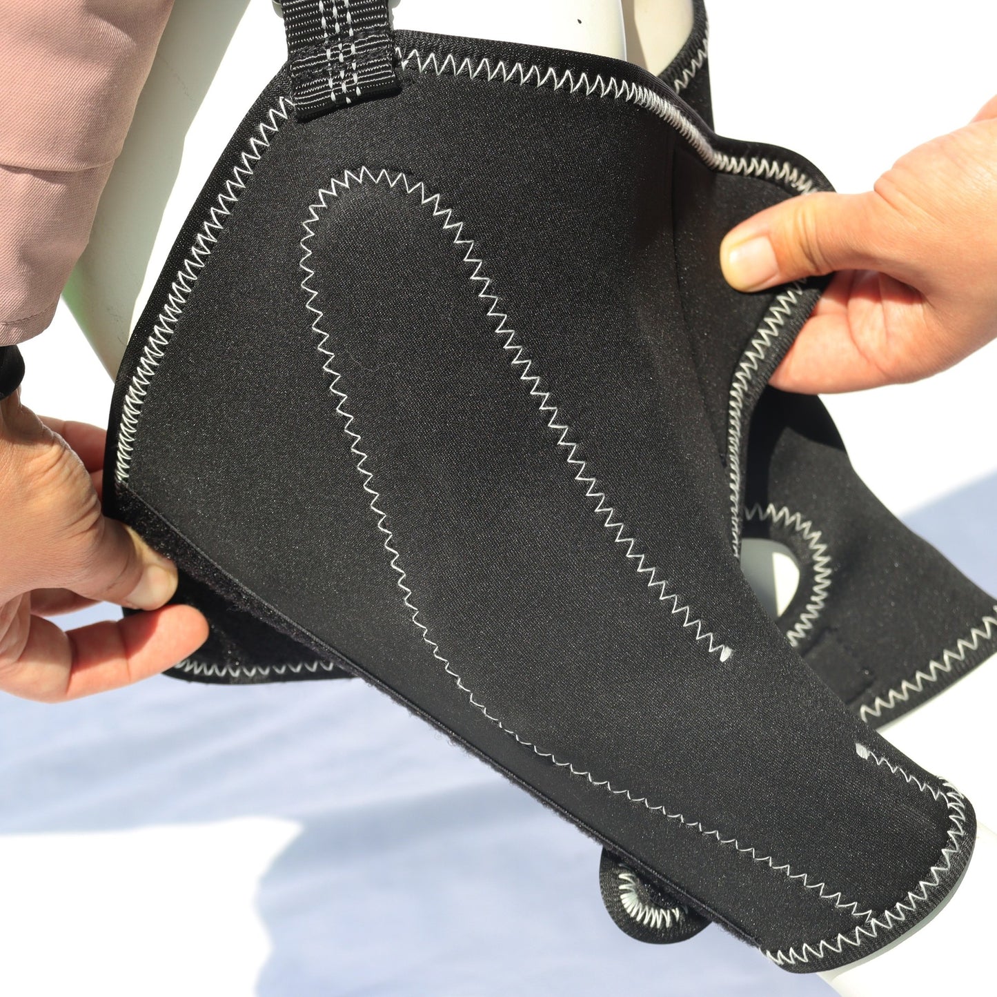 VibeProtect™ Dog Leg Protective Gear Double Support